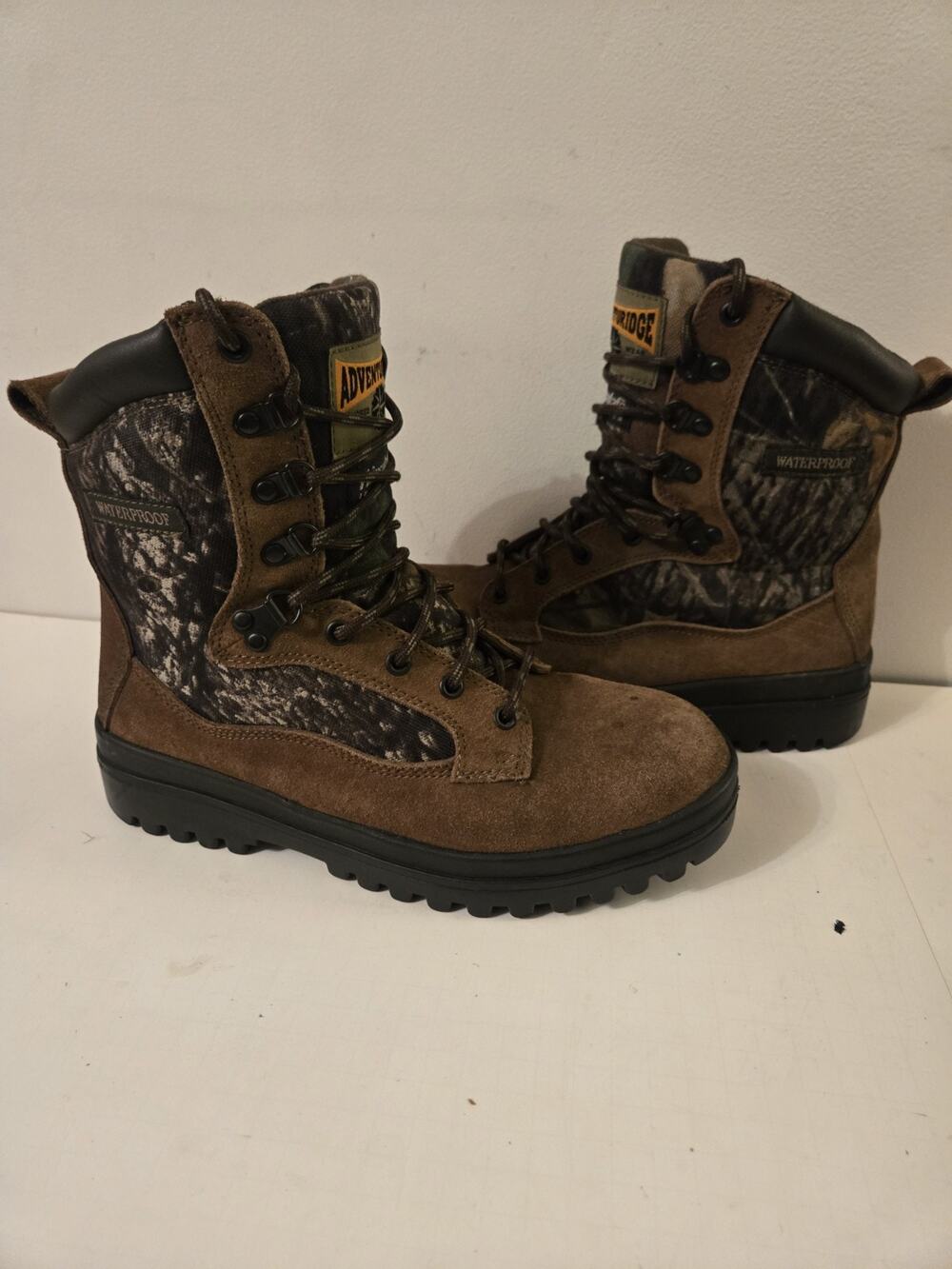 AdventuRidge Outdoor Boots Mens Size 9; Thinsulate Waterproof Leather Camo